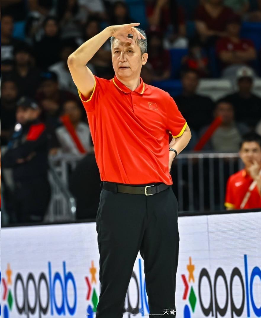中国男篮启程回国讨郭士强檄文——中国男篮两任主帅罪状书世有庸帅，误国误
