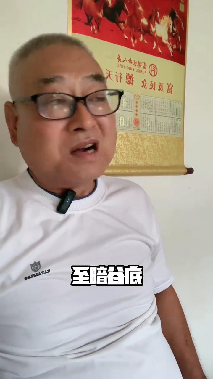 时隔二十年，我终于敢撕开内地乐坛最难堪的一段往事。很多人怀疑当年火爆全网的刀郎为