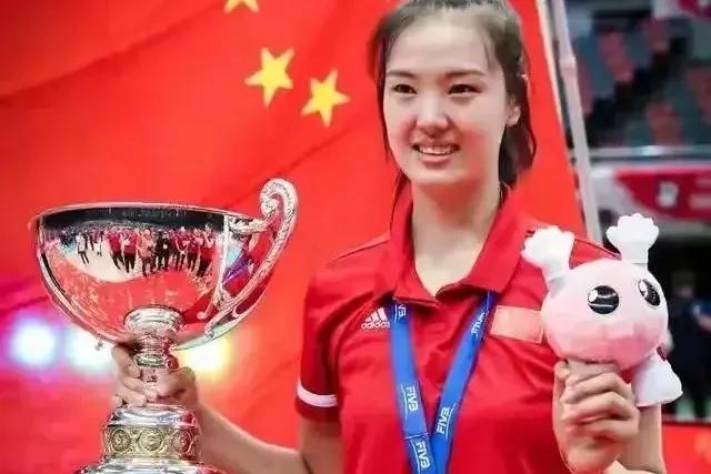 平心而论，张常宁退役后早就铺好后路！1；排球生涯赚了1036万人民币；2