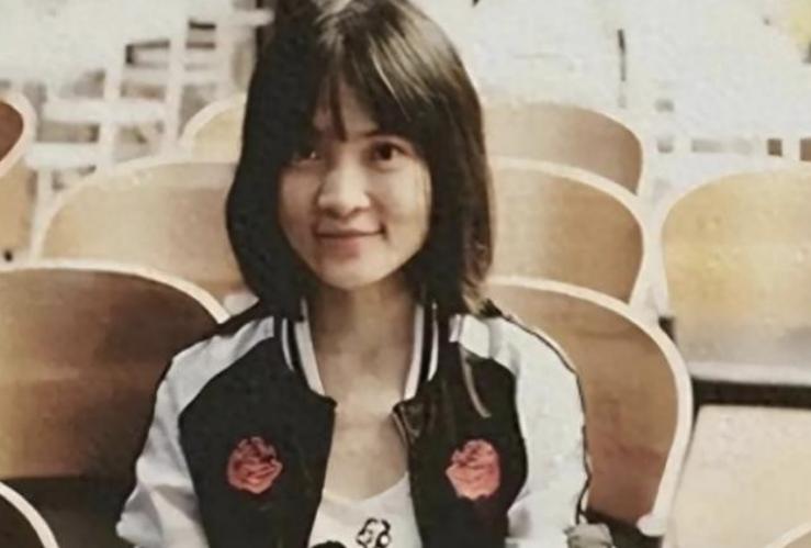罪有应得！2023年，曾公开威胁“用核武打中国”的武汉大学985女硕士王懿，最终