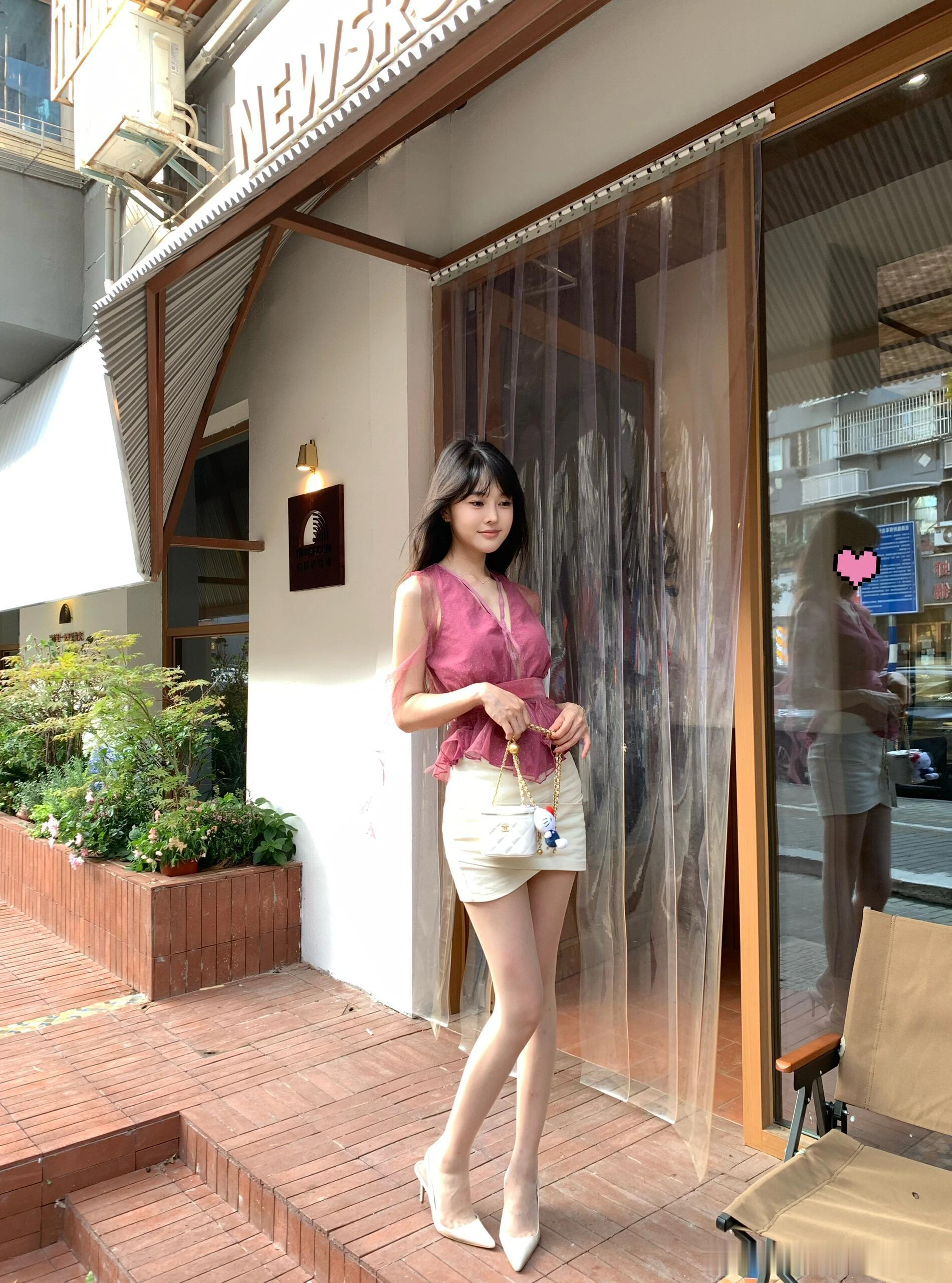 大长腿小姐姐，超薄丝袜搭配高跟鞋～​​​