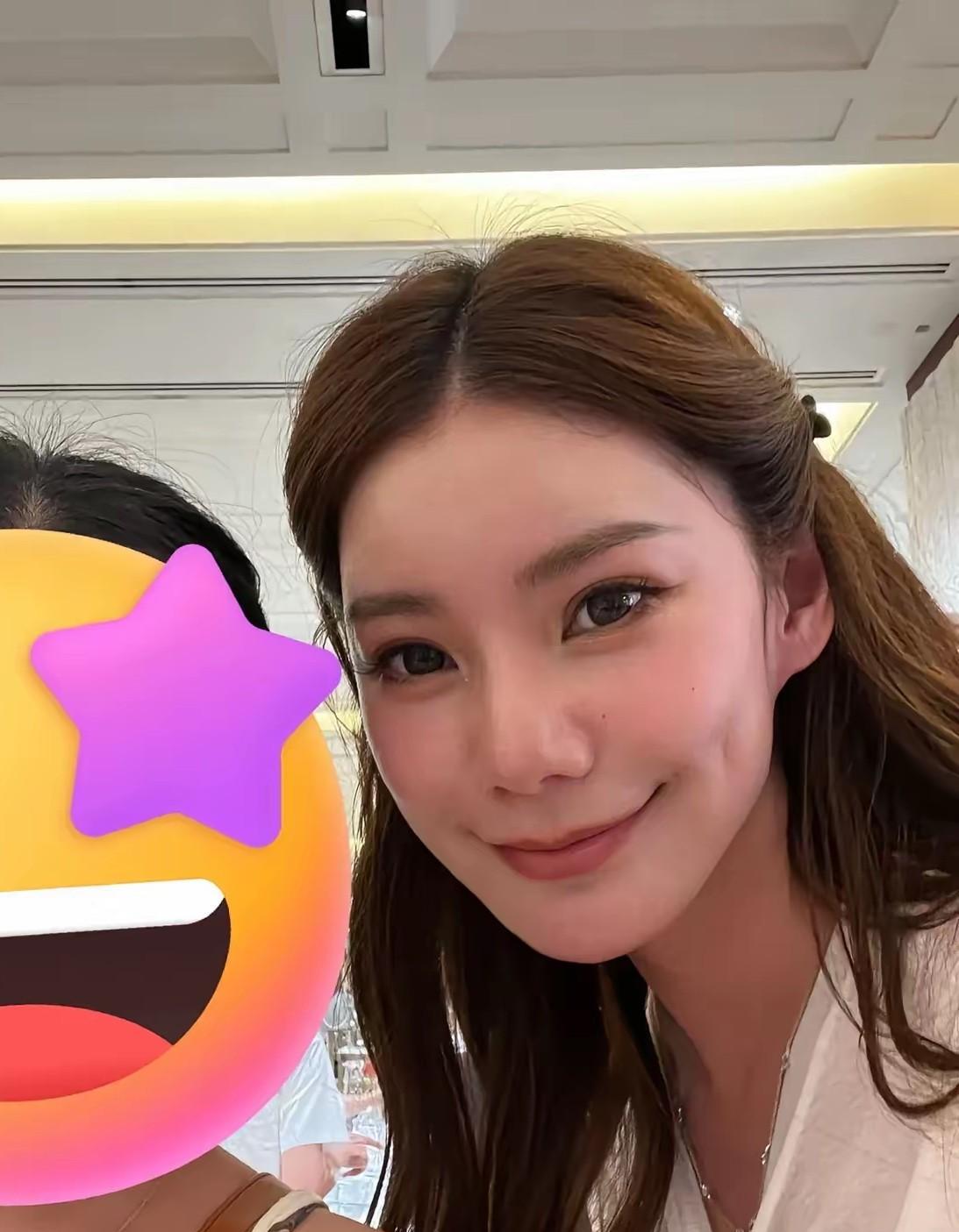 难怪汪小菲这么着急忙慌的把小杨阿姨给叫回来呢，原来他跟马筱梅要去樱花国去……最