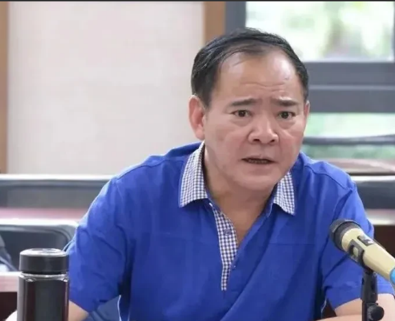 大理市一把手在任上被查这件事登上了热搜，然而本地市民却似乎反应冷淡，一副漠不关心