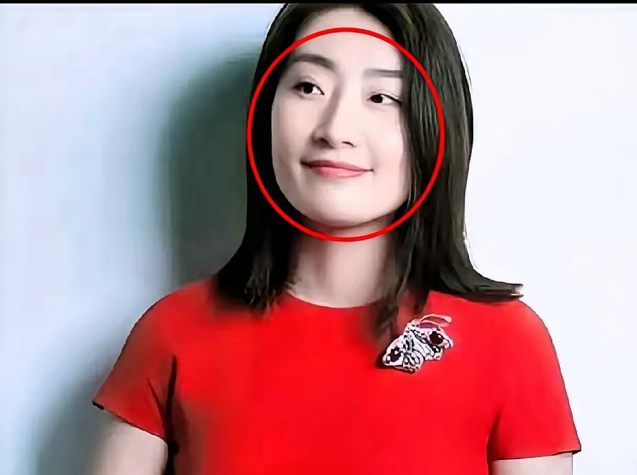 “宗馥莉越来越危险”的论调，折射出这位娃哈哈接班人正深陷内忧外患的漩涡。遗产纠纷
