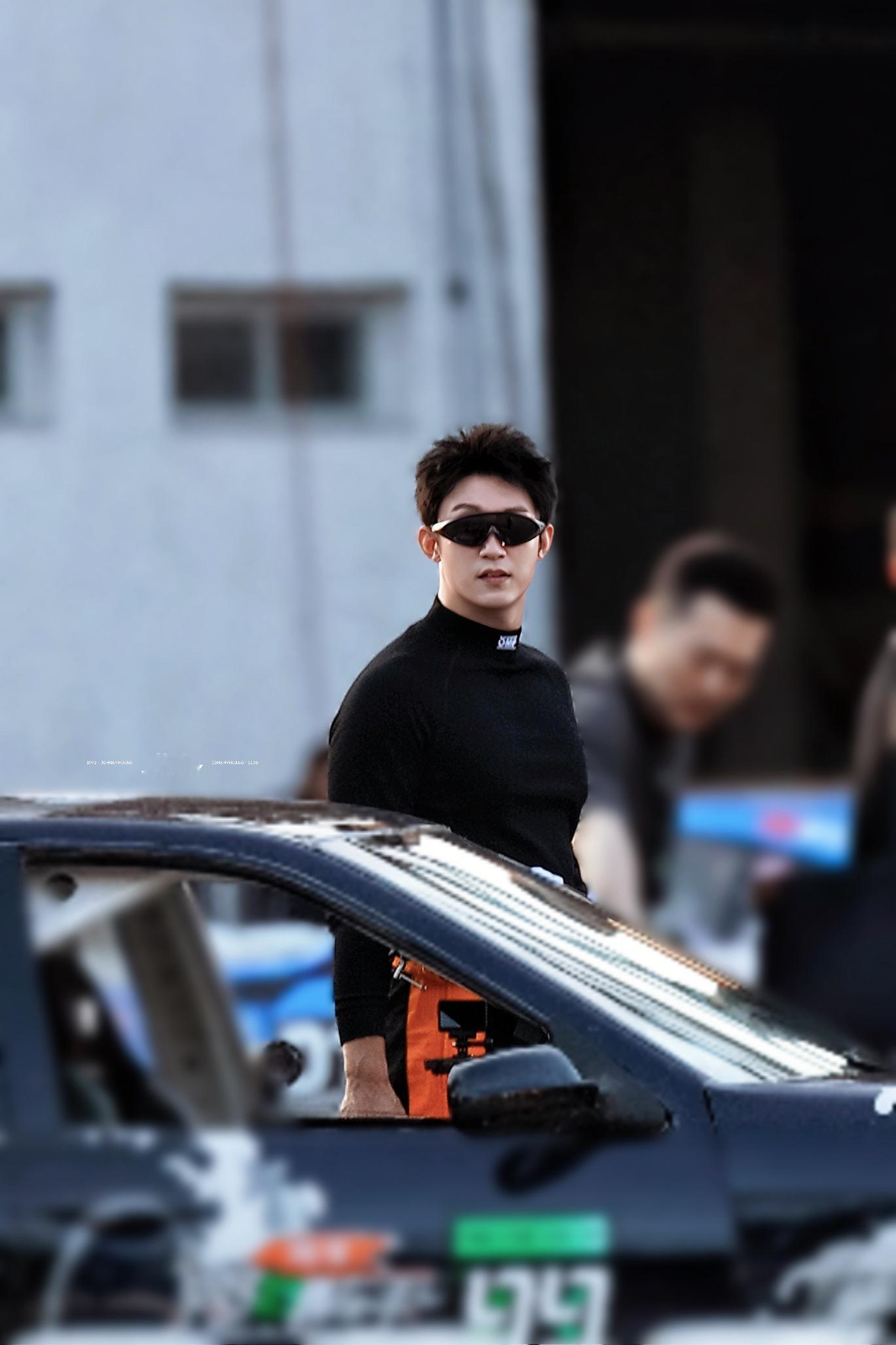 主任级别看服装模特认男明星淘宝品牌超级大使黄景瑜​​​