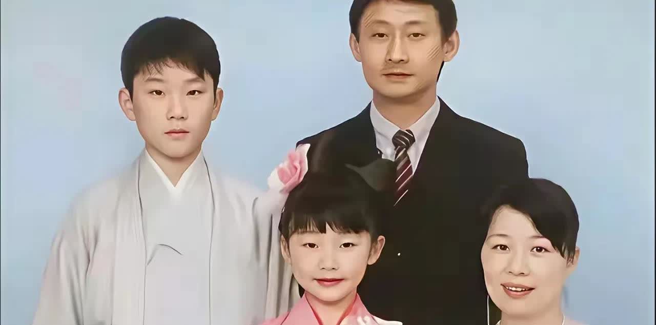 张本做梦也不会想到是这个结局，自己的得意忘形，竟会害得全家人面临生存危机