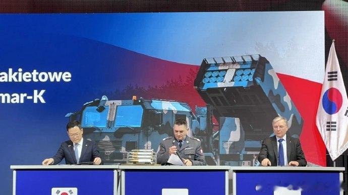 波兰武装部队将接收数千枚用于“霍马尔-K”（Homar-K）多管火箭炮（韩国K-