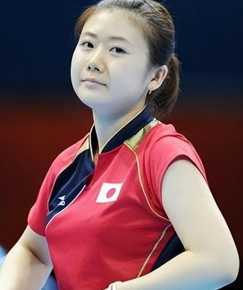 离婚4年后，福原爱再婚了，还怀上了第三胎，而她的现任丈夫，正是当年风波里的那个男