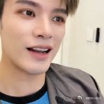 姚弛体验首尔化妆室打卡热门首尔化妆室尝试全新妆造，眉眼部分采用大面积柔化晕染设