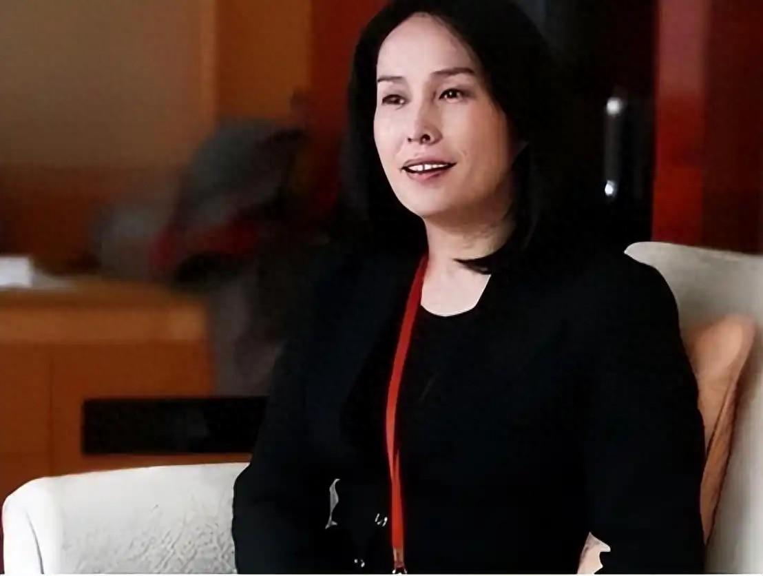 “调查局国安站”查高金素梅，名医：查间谍的跑来抓助理费？台湾无党籍立委高金素梅