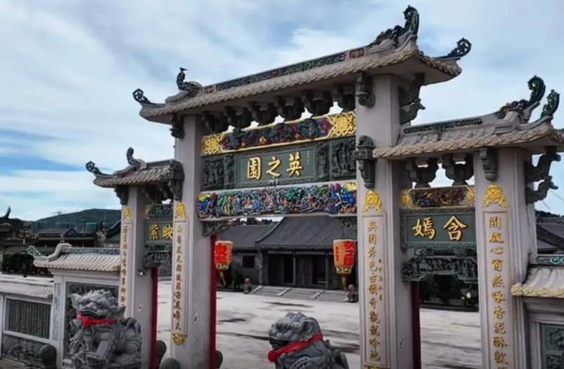 这怕是世界上最为昂贵的强拆了吧，这也许还是世界上最宏伟的违规建筑，潮汕豪宅英之园