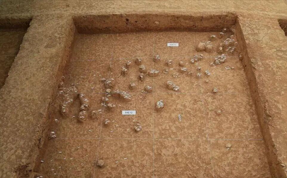 黄土高原地底藏玄机：新发现改写古人类演化认知提起黄土高原，很多人想到的是千沟