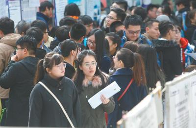 喊了十几年的人才流失，为什么中国科技反而越跑越快，甚至反超美国？首先要明确