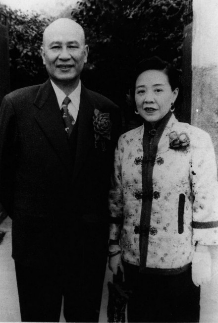 1930年，白崇禧的副官许辉看长官寂寞，把未婚妻王氏送来伺候白崇禧，没想到，王氏