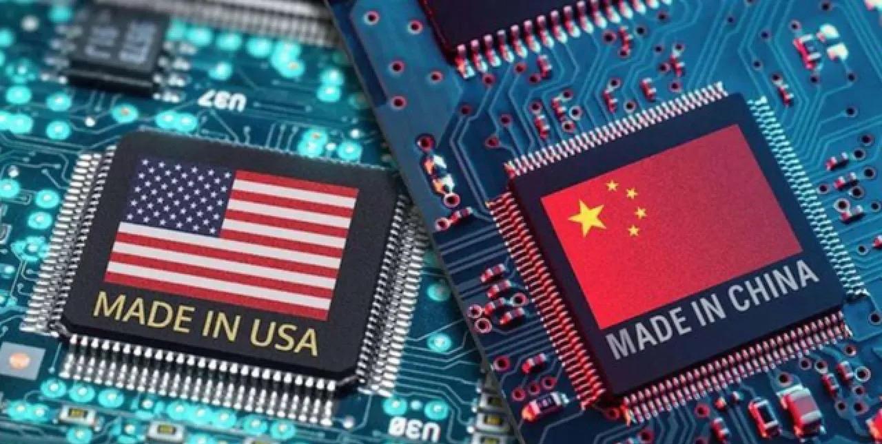 为什么当美国代表在伦敦谈判桌上拿出H20芯片方案时，中国代表突然笑了？当美国试图