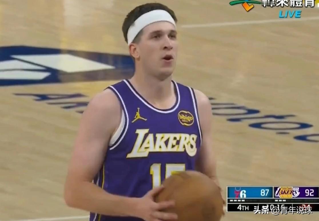 “神奇小子”里弗斯宣告回归！今天湖人VS76人的比赛，里弗斯打出了伤愈复出后