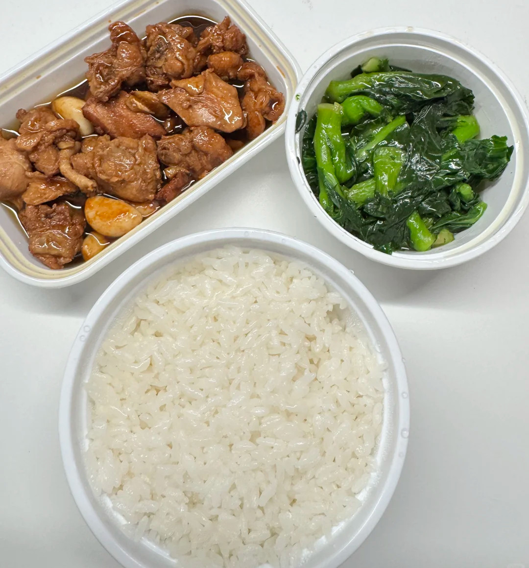 好饿啊，吃个午饭吧