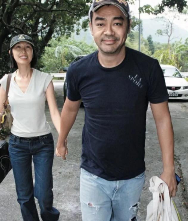 刘青云跟郭蔼明提离婚，不是因为不爱，是怕拖累她。他身体有遗传病隐患，思来想去，