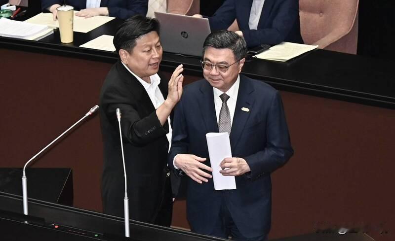 爆粗口被要求道歉傅崐萁反呛：赖清德是国骂鼻祖针对在立院骂台官员“他X的”遭