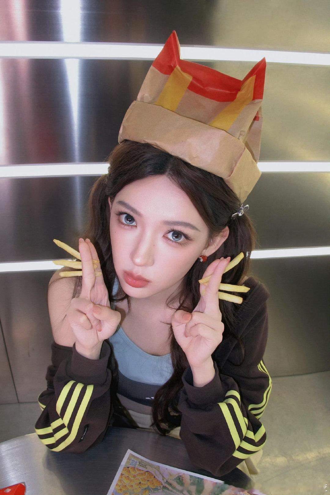 #程潇##程潇##程潇#好可爱呀满满的很安心​