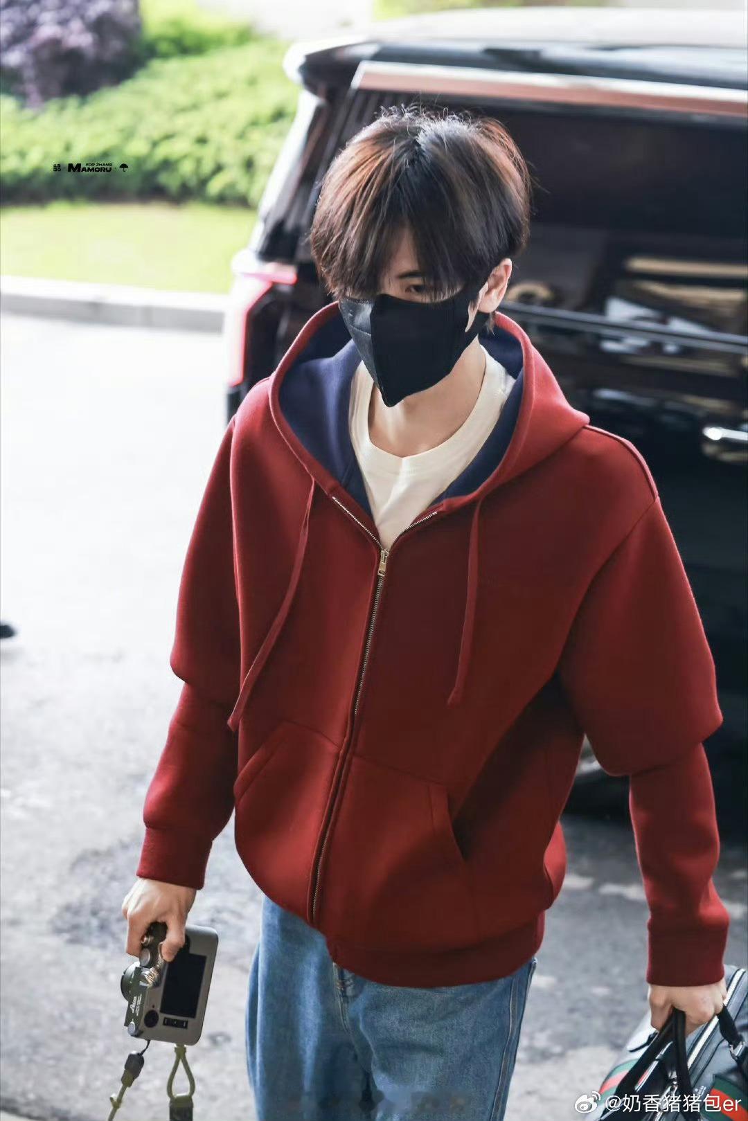 逐玉庆功宴逐玉数据杆杆的，庆功宴走起，期待张凌赫