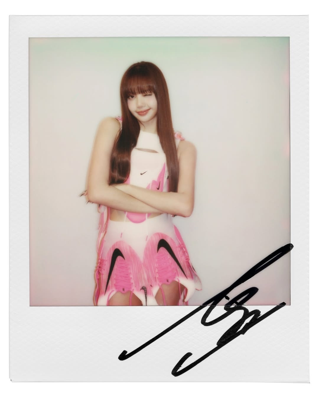 LISA💝LISANIKE全球合作伙伴260609LLOUDins