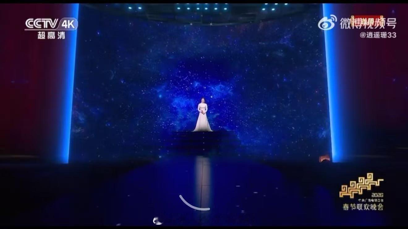 王菲真的是咂咂苏的贵人从2010年唱红《传奇》让李健被更多人看见，到2026年