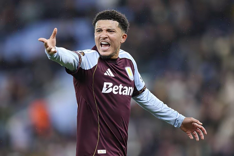 彻底凉了！25岁桑乔遭曼联永久弃用：不会再为红魔出战⚽罗马诺发布重磅消息，曼联官