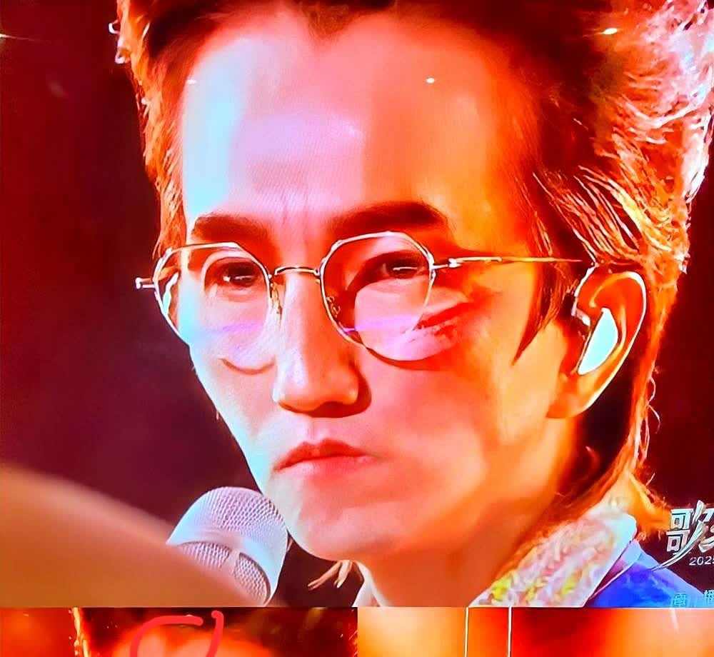 一觉醒来，喜欢林志炫的和不喜欢林志炫的都沉默了！不喜欢林志炫的沉默了，是