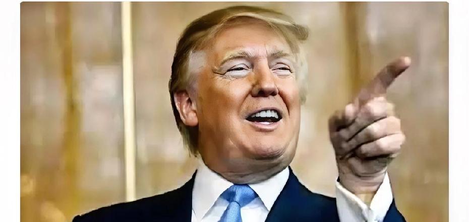 全东京的交易员，可能都听到了那一声脆响。美国财政部长贝森特，对着全世界的话筒，