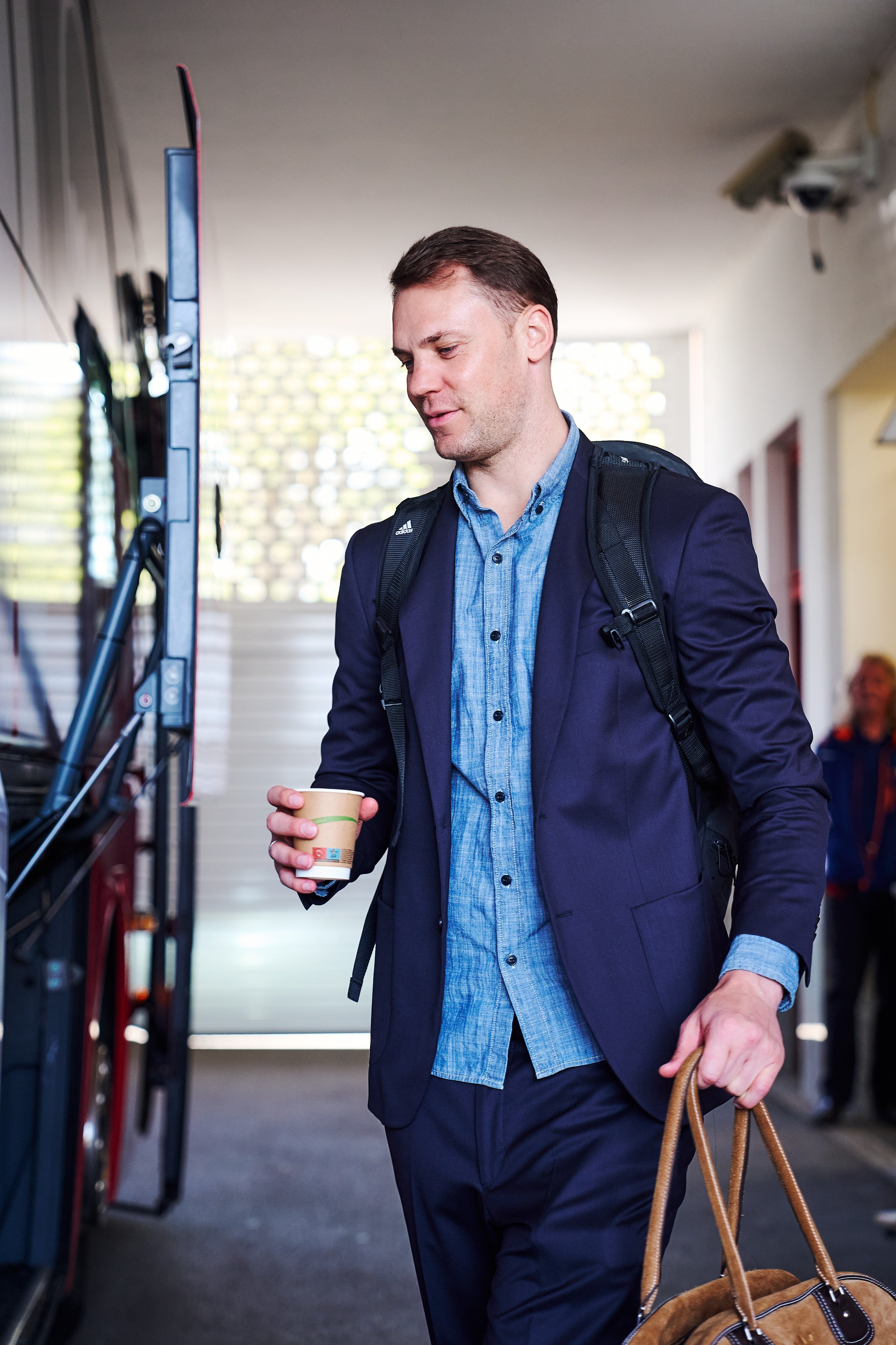 一眼望去，全是大胡子