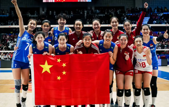 【中国女排阵容可以微调】   中国女排1/8淘汰赛，1比3不敌法国队，无缘八