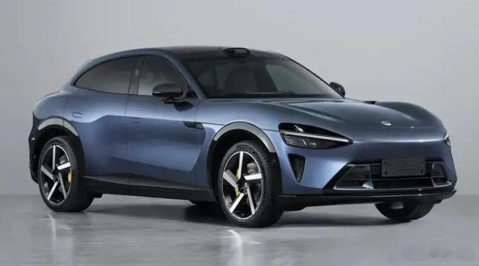 小米YU7入门级新车型工信部申报5月10日，在工信部第407批新车申报目录中，小