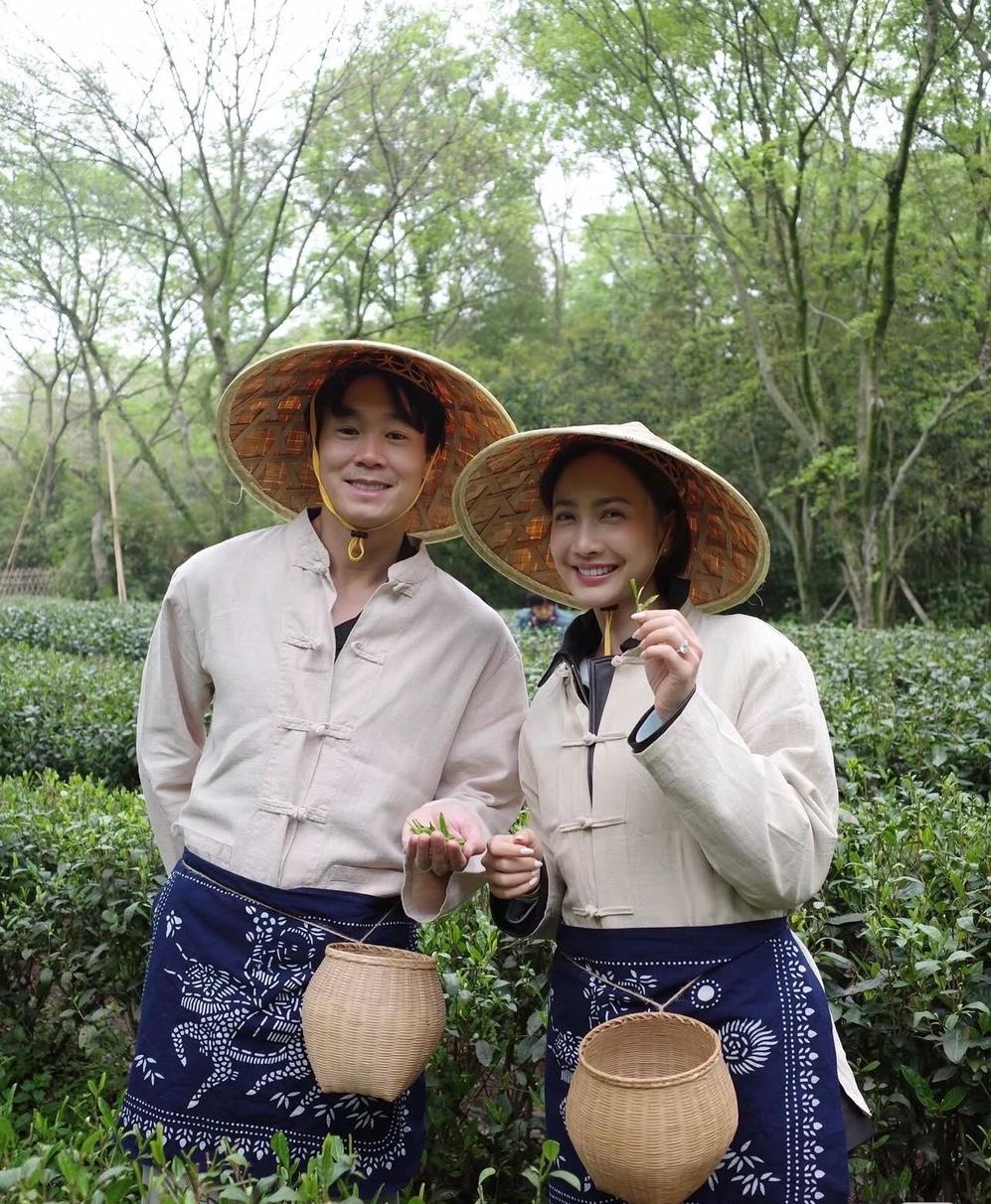 泰国美女明星tawe和老公来杭州啦，春日里的打卡杭州很有看头！杭州春日的美景如