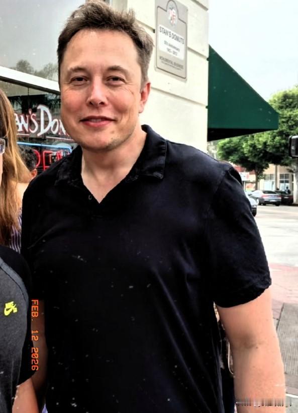 马斯克最近扔出的一句话，我估计西方很多权贵会睡不着觉。他说:“谁要是敢把爱泼斯