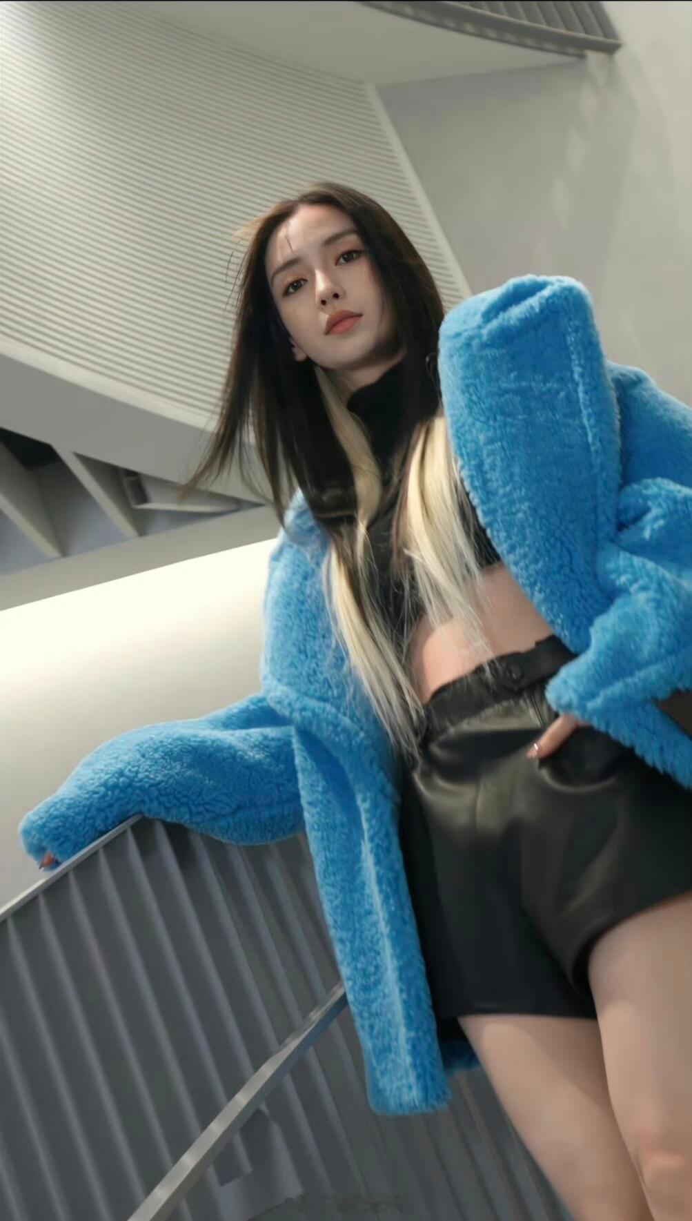 杨颖完全是妈妈级别