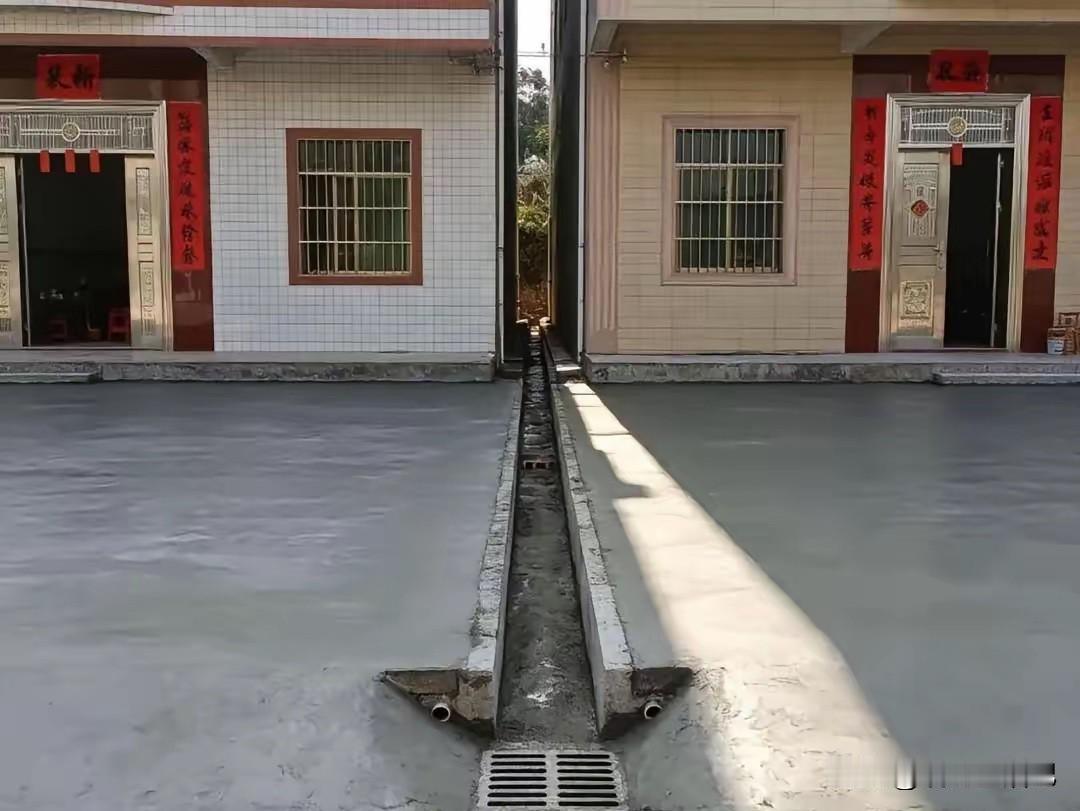 每家拉个院子最好，要不然肯定会有矛盾的。