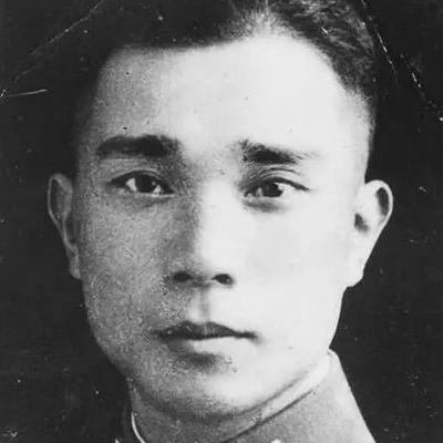 ☁1950年，国民党上将袁守谦来到香港，本想劝说黄埔一期的李默庵赴台，却说