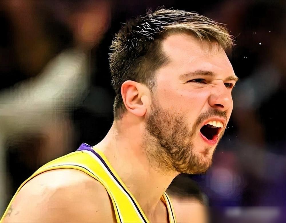 湖人赢了火箭，但真正的危机在账本上。东契奇4900万，詹姆斯如果续约也得35