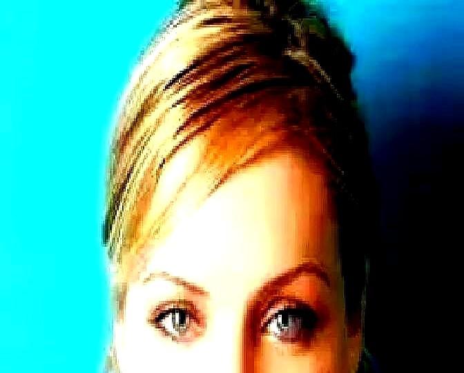 一部电影，2005年上映时场均观众不到12人，现在短视频播放量几十亿。怎么做