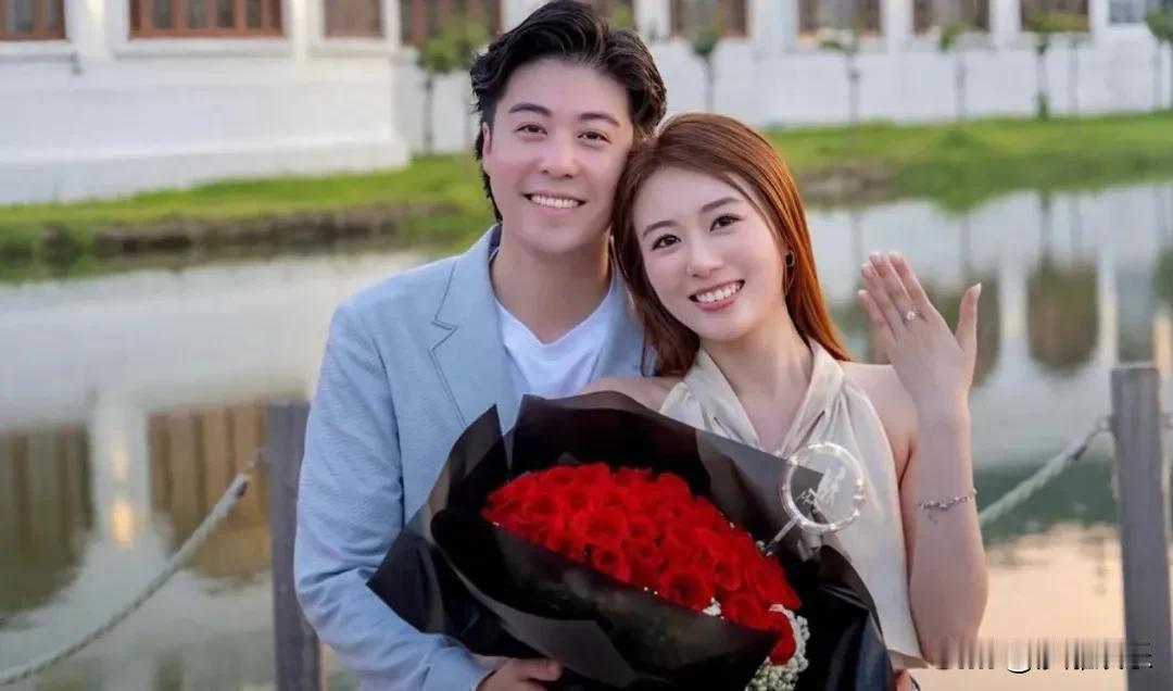 恭喜！港姐王菲官宣结婚，唱片公司太子爷湖心下跪求婚，网友却都懵了！9月5日，