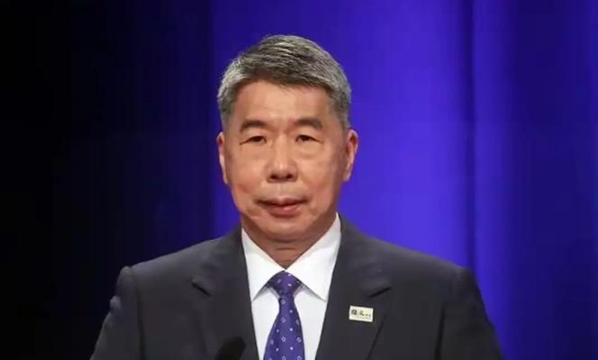 张亚中昨晚（5月31日）在脸书上发了一篇短文，字数不多，但字字诛心。他说："还