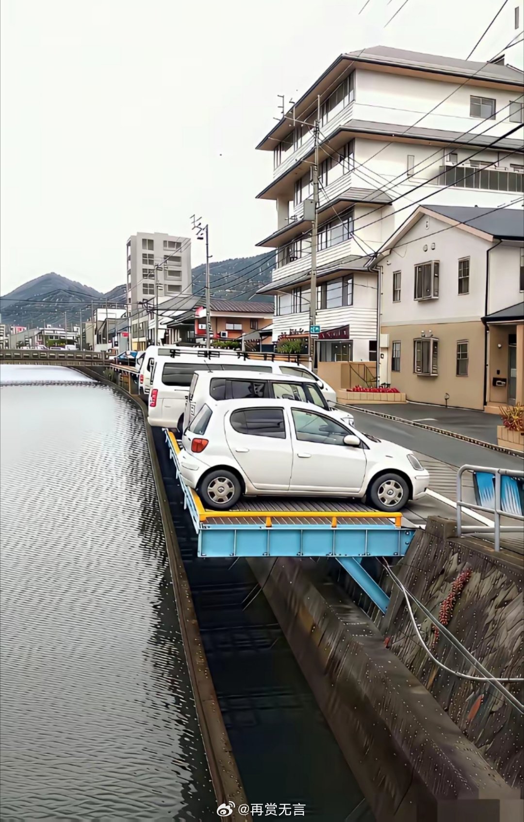 日本旅游看到的，那边都是这样停汽车的吗？