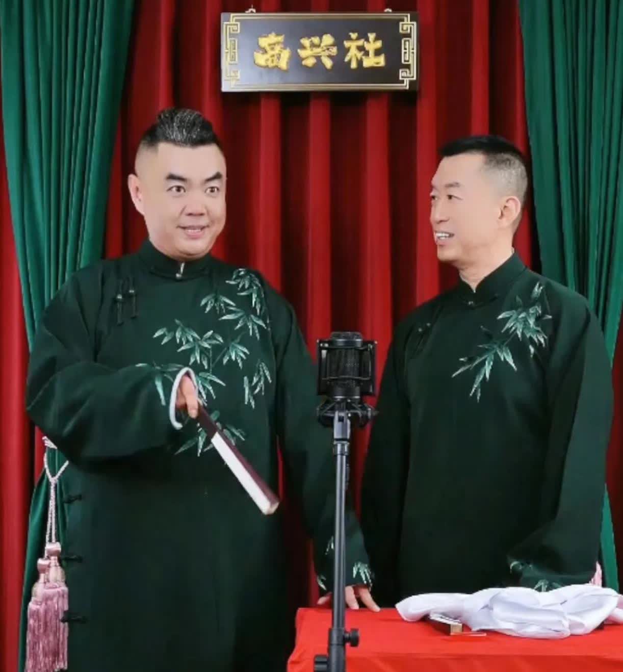 郭德纲打小就认识张伯鑫，为啥没请他进德云社！郭德纲曾经说过，打小就认识张