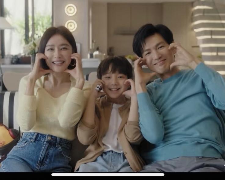 你们弃剧是对的，《亦舞之城》的大结局真是给我雷的里焦外嫩。一家三口好不容