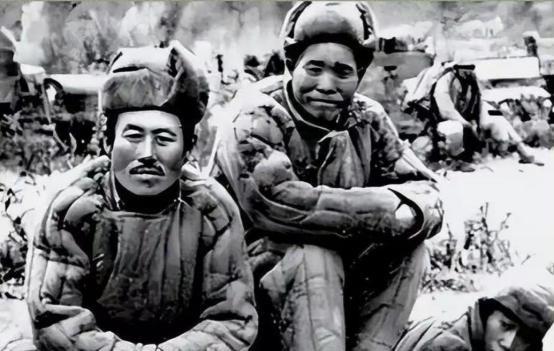1953年，一个懂3门外语的志愿军战俘拒绝回国，流落印度30年后，成了阿根廷总统