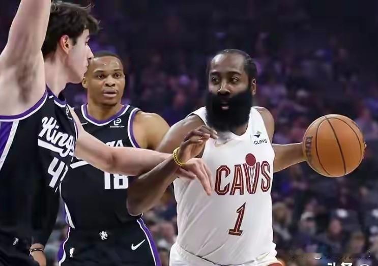 哈登首秀完美！骑士132:126击败国王，本场谈3件事:一，哈登的骑士生涯