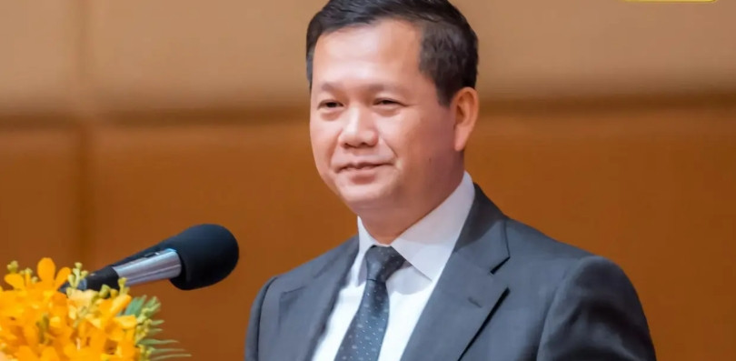 没办法打，洪森可能知道自己已经惹祸了！光制空权，泰国就可以压着柬埔寨打，毕竟