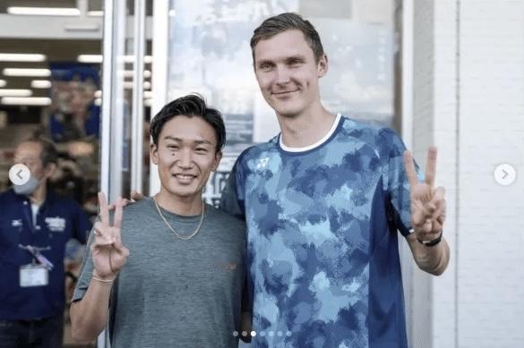 桃田贤斗于社交媒体发文，致敬退役的老对手安赛龙。作为林李谌之后唯二的超一流选手