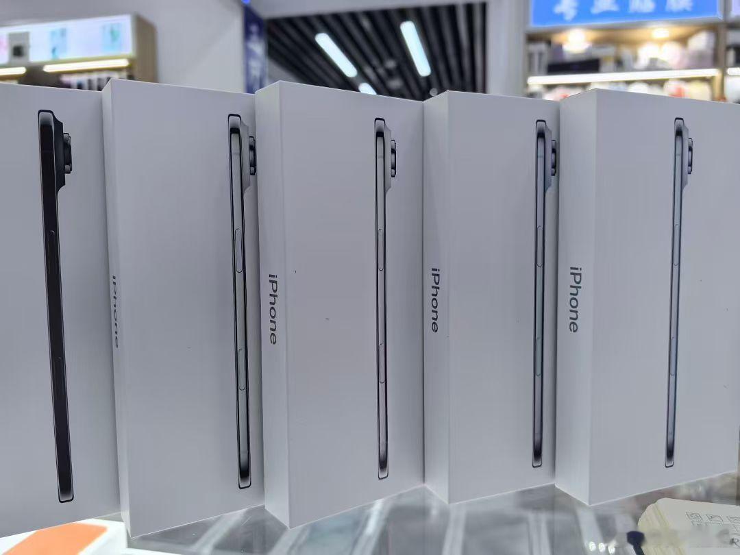 曝iPhoneAir暂停生产，这不是才开始卖嘛，反正我从行情和各个商家的情况来看